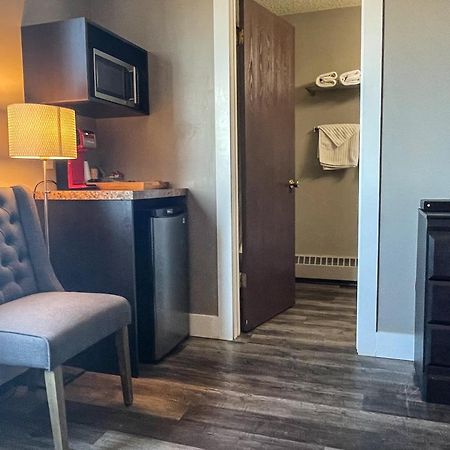 7 Day'S Hotel Lamont Zewnętrze zdjęcie