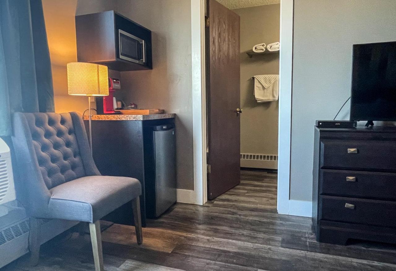 7 Day'S Hotel Lamont Zewnętrze zdjęcie